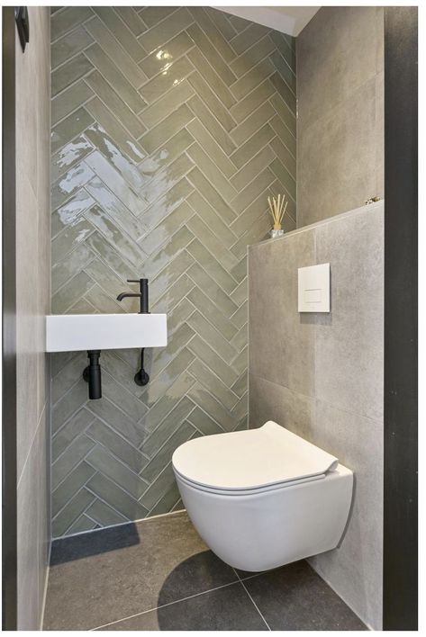 Bathroom With Tiled Walls, Master En Suite Bathroom, Tile On Wall In Bathroom, On Suite Bathroom Ideas, En Suite Bathroom Small, Small Ensuit, Small Wc Design, Small Guest Toilet, Guest Toilet Ideas