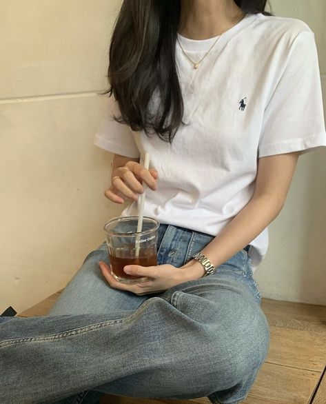 Casual College Outfits, Korean Casual Outfits, Casual Day Outfits, Tomboy Style Outfits, Stylish Work Outfits, Modest Fashion Outfits, 가을 패션, Classic Outfits, Casual Style Outfits