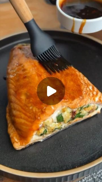 Salmon Stuffed With Shrimp, Crab Stuffed Salmon Recipes Baked, Salmon Shrimp Recipes, Stuffed Salmon Recipes Crabmeat, Stuffed Salmon Recipes Spinach, Stuff Salmon, Stuffed Salmon Recipes, Shrimp Stuffed Salmon, Beer Battered Fish Recipes