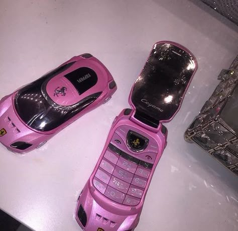 olha esse celular vo deixar apple phone pra la e vo compra esse Flip Phone, Cell Phones, Mirror, Pink, White