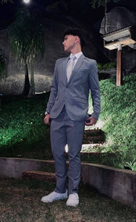 Prom Boys Outfit, Prom Looks For Guys, Grad Suits, Suits For Guys, Boy Prom Outfit, Prom Outfits For Guys, Outfit Cowok, Prom Men