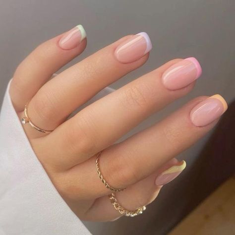 Simple Gel Nails, French Tip Acrylic Nails, Casual Nails, Cute Gel Nails, Short Acrylic Nails Designs, Pastel Nails, Short Acrylic Nails, Nail Arts, Stiletto Nails