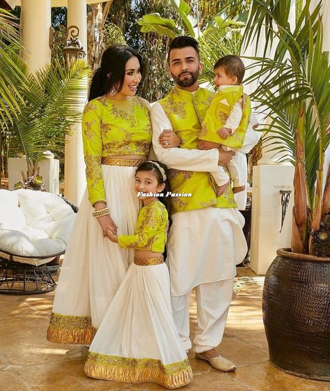 Very Beautiful Family Dresses Designs Ideas | All New Designs| Actor Fashion Passion Family Matching Outfits Indian, Sister Poses, Lehenga Choli Wedding, Indian Lehenga Choli, Outfits Indian, Mother Daughter Dress, Twin Outfits, Combo Dress, Ethnic Outfits