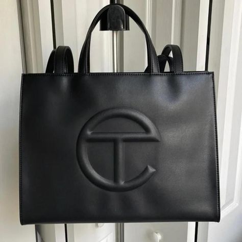 Telfar Medium Bag, Medium Telfar, Telfar Black, Black Shopping Bag, Telfar Bags, Branded Shopping Bags, Brown Tote Bag, Medium Bag, Pink Tote Bags