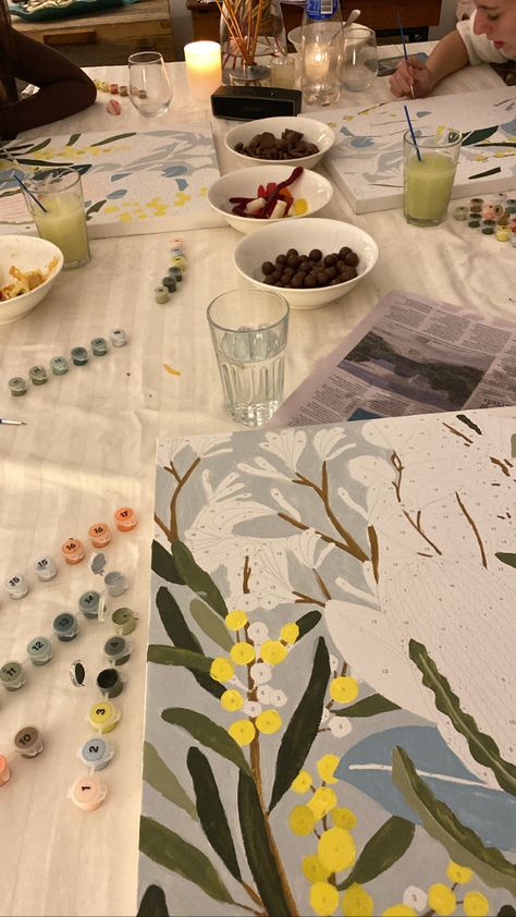 Wholesome night ideas #painting #aesthetic #wholesome #friends #love #datenight Wholesome Activities Aesthetic, Wholesome Hobbies, Friendship Dates, Wholesome Activities, Friendship Crafts, At Home Date, Cute Date Ideas, Painting Aesthetic, Paint Night