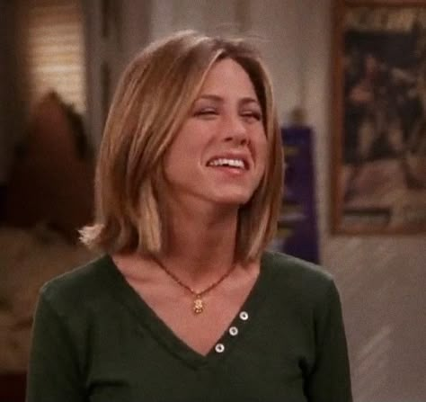 Friends Rachel Hair Short, Rachel Friends Bob Haircut, Rachel Green Long Bob, Rachel Friends Short Hair, Rachel Short Hair Friends, Jennifer Aniston Short Hair Friends, Rachel Green Bob Haircut, Rachel Green Short Hair Season 7, Rachel Green Bob