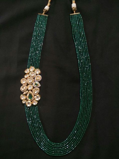 Ram Parivar, Pearl Neck, Wedding Jewellery Collection, India Jewelry, Jewellery Shop, Emerald Necklace, Indian Traditional, Gold Jewelry Indian, Jewelry Design Necklace