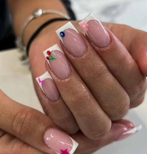 Square Tip Nail Ideas, Summer Nails 2024 French, Simple But Cool Nails, Fun Nail Designs Square, Simple Biab Designs, Festival Nails Square, French Tip Pattern Nails, Nails Ideas Colourful, Summer French Tips Square