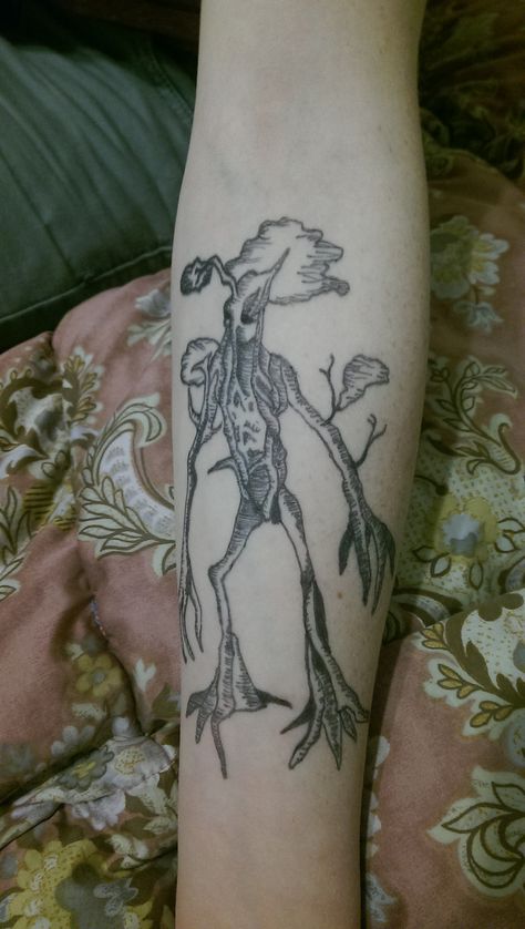 Ent tattoo Ent Tattoo, Lotr Tattoo, Dad Tattoos, Tree Tattoo, Creature Art, Body Art, Tatting, Tattoo Designs, Tattoos