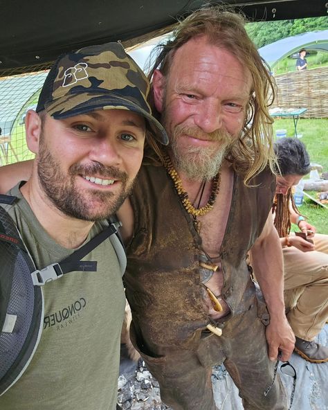 AWESOME flintnapping workshop with the le legend! @will_lord_prehistoric_survival #survival #bushcraft Steven Kelly Picture, Steven Kelly, Survival Bushcraft, Video Call With Boyfriend Screen Photo, Army Pics, Doctor Picture, Airport Photos, Screen Photo, New Photo Download