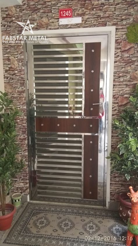 Still Door Design, Stainless Steel Main Door Design, Main Steel Door Design Entrance, Stainless Steel Safety Door Design, Steel Safty Door Design, Ss Safety Door Design, Ss Door Design Modern, Stainless Steel Door Design Entrance, Steel Single Door Design