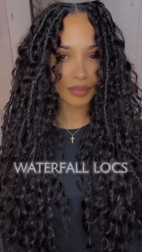 Meagan Good Faux Locs, Soft Faux Locs Hairstyles, Beach Braids Black Women, Waterfall Locs, Hair Photoshoot Ideas Weave, Soft Faux Locs, Braids Black Women, Beach Braids, Brown And Blonde