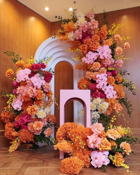 GIDDY UP 💙🍊 Melbourne Cup 2022 for @clubmarconi Orange & Blue is a total summer vibe! DM us now to book @onpointplanningco… | Instagram Event Stylist, Dream Wedding Decorations, Wedding Backdrop Design, Wedding Decor Style, Melbourne Cup, Wedding Decor Inspiration, Orange Wedding, Flower Backdrop, Wedding Themes