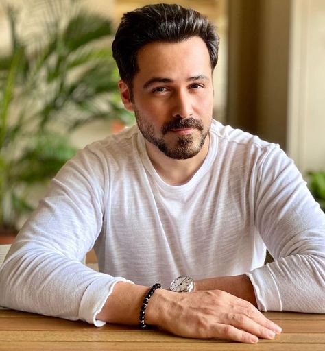 Emraan Hashmi. Emraan Hashmi, Actors Male, Muslim Family, Best Supporting Actor, Female Soldier, Amitabh Bachchan, Movie Awards, London Instagram, Psychological Thrillers