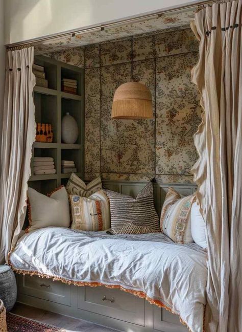 This Ivy House Daybed Nook Ideas, Sleep Nook, Bedroom Design Japandi, Bed Nooks, Bedroom Nooks, Bed Alcove, Nook Bed, Daybed Room, Japandi Bedroom