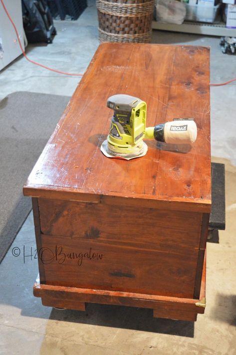 Cedar Dresser Makeover, Refinishing Lane Cedar Chest, Chalk Painted Cedar Chest, Refinishing Cedar Chest Ideas, Lane Cedar Chest Makeover Diy, Hope Chest Coffee Table, Refinishing Cedar Chest, Lane Chest Makeover, Refinish Hope Chest