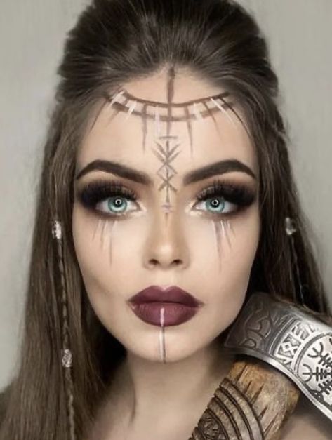 Barbarian Face Paint, Barbarian Woman Makeup, Norse Witch Makeup, Barbarian Makeup Female, Woman Viking Makeup, Viking Queen Makeup, Nordic Witch Costume, Subtle Witch Makeup, Viking Women Makeup