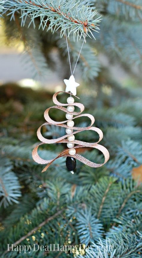 Julkransar Diy, Săpunuri Handmade, Rustic Christmas Ornaments, Homemade Christmas, Christmas Deco, Xmas Crafts, Christmas Crafts Diy, Diy Christmas Ornaments, Rustic Christmas