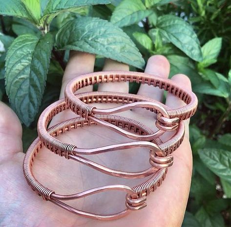 HEALING Copper bracelet, Recycled Copper Jewelry Copper Jewelry Diy, Chainmaille Jewelry Patterns, Handmade Copper Bracelet, Copper Wire Crafts, Wire Jewelry Patterns, Copper Bracelets, Wire Wrap Jewelry Designs, Copper Jewellery, Copper Wire Jewelry