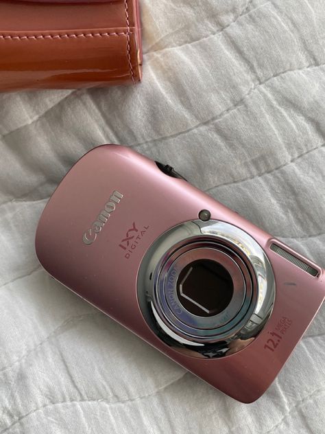 pink digital camera, canon ixy, digicam, pink aesthetic Cheap Digital Camera, Pink Digital Camera, Pink Film, Simple Camera, Pink Camera, Canon Digital Camera, No Card, Compact Digital Camera, Retro Gadgets