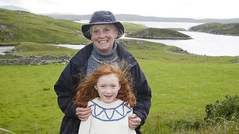 Mairi Hedderwick: I am Katie Morag - BBC News Katie Morag, Glasgow Library, Well Images, Childhood Cartoons, Home Planning, Family Units, Islands Of Adventure, Popular Series, Image Caption