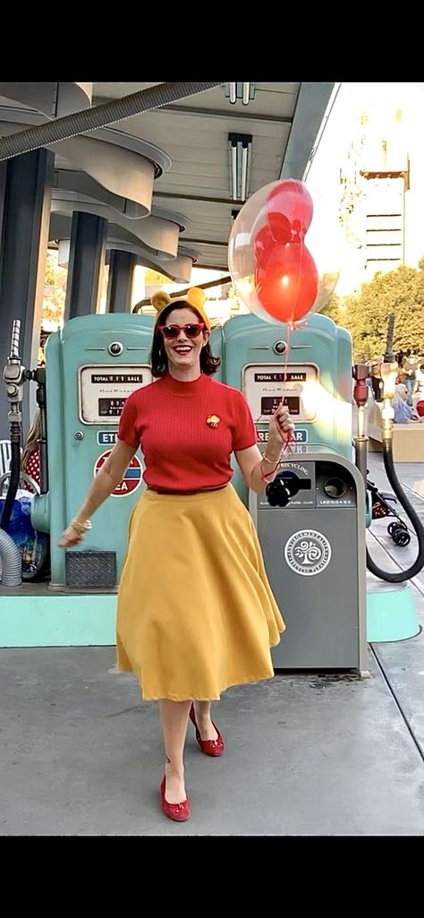 Winnie the Pooh Dapper Day bounding Dapper Day Plus Size, Dapper Day Outfits For Women, Disney Dapper Day Outfits For Women, Disney Dapper Day Outfits, Winnie The Pooh Outfit For Women, Pooh Bear Inspired Outfit, Disneyland Dapper Day Outfits, Pooh Bear Disney Outfit, Pooh And Piglet Disneybound