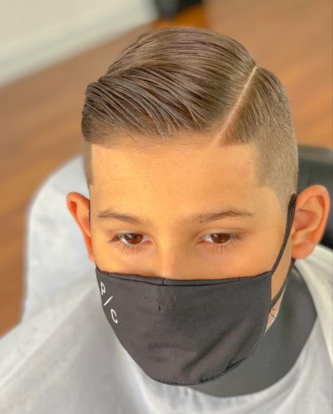 Men's haircut side part barbershop Hard Part Haircut, Side Part Haircut, Boy Haircuts Short, Boys Hair, Boy Hair, Mens Haircuts, Boy Cuts, Haircuts Short, Mens Haircuts Short