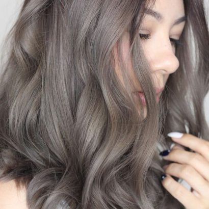 Japanese hair trend: Go back to basics with ash brown hair - Be Asia: fashion, beauty, lifestyle & celebrity news Popelavá Blond, Grey Balayage, Grey Brown Hair, Ash Brown Hair Color, Ash Hair, Ash Brown Hair, Ash Hair Color, Super Hair, Light Hair Color