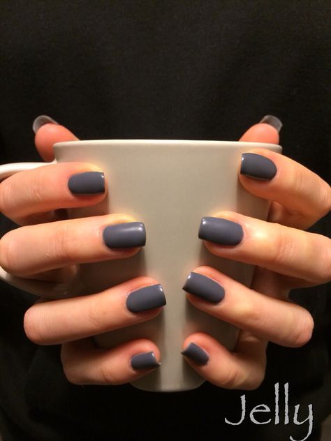 February 2015 - matt grey nails ( Fifty shades of Grey ). #nail #nails #nailart #unghie #unas #mattgrey Gray Nails 2023, Nail Ideas Gray Color Combos, Dark Gray Manicure, Dark Gray Dip Powder Nails, Grayish White Nails, Blue Grey Dip Powder Nails, Dark Grey Dip Nails, Fall Nails Grey Shades, Mat Grey Nails