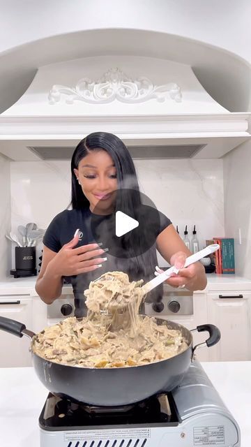 Cookin With Jai 👩🏽‍🍳 on Instagram: "Lets Make Jerk Chicken Pasta Part 1   Have Y’all Ever Had Bahama Breeze ?" Jerk Chicken Alfredo Pasta, Bahama Breeze Jerk Chicken Pasta, Jerk Chicken Pasta, Bahama Breeze, Chicken Alfredo Pasta, Sparkle Wallpaper, Alfredo Pasta, Jerk Chicken, Spaghetti Pasta