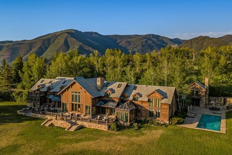 Star Ranch Estate In Aspen, Colorado, United States For Sale (12061697) Ranch Estate, Indoor Jacuzzi, Aspen House, Game Room Basement, Aspen Colorado, Mansions Homes, Modern Houses, Mountain Home, Sims House