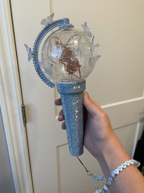 Custom Lightstick Kpop, Customized Lightstick, Bedazzled Lightstick, Decorated Lightsticks Kpop, P1harmony Lightstick Decoration, Twice Lightstick Decoration, Lightiny Ateez Decoration, Ateez Lightstick Decoration, Decorated Lightsticks