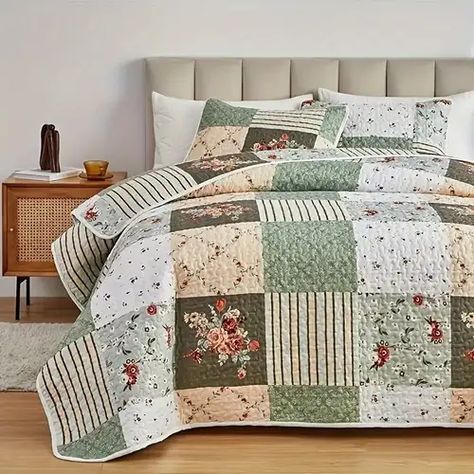 Temu | Explore the Latest Clothing, Beauty, Home, Jewelry & More Queen Size Bedspread, Quilts Vintage, Bed Cover Sets, Lightweight Bedding, Queen Size Quilt, Floral Quilt, Bed Sets, Bedspread Set, Coverlet Set