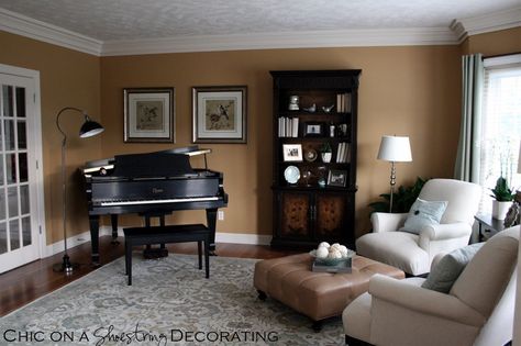 decorating a piano room black piano | Rooms with Baby Grand Pianos Grand Piano Living Room, Grand Piano Room, Piano Room Decor, Baby Grand Piano, Living Room Layout, Living Room Furniture Layout, Living Room Furniture Arrangement, Piano Room, Trendy Living Rooms