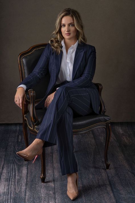 Feeling Seen, Litigation Lawyer, Wedding Guest Attire, Woman In Suit, Lawyer Outfit, Guest Attire, Woman Suit Fashion, Romantic Dinner, Flirty Dresses