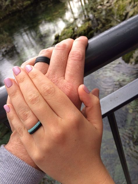 Elastic Wedding Ring, Matching Silicone Wedding Bands, Rubber Wedding Ring Woman, Silicone Engagement Ring, Silicone Rings Wedding Bands, Rubber Rings Wedding, Enso Rings, Silicone Wedding Band, His And Hers Rings