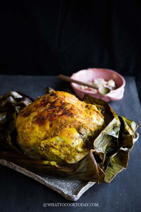 Ayam Betutu Bali (Balinese Spiced Chicken) Ayam Betutu Bali Photography, Balinese Recipe, Ayam Betutu, Oven Recipe, Spiced Chicken, Recipes Asian, Chicken Stuffed, Stuffed Whole Chicken, Chicken Spices