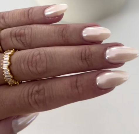 Glazed Donut Nails Gold, Gold Hailey Bieber Nails, Gold Glazed Donut Nails, Bella Hadid Nails, Pearly White Nails, White Prom Nails, Donut Nails, Tan Nails, Nails Bridal