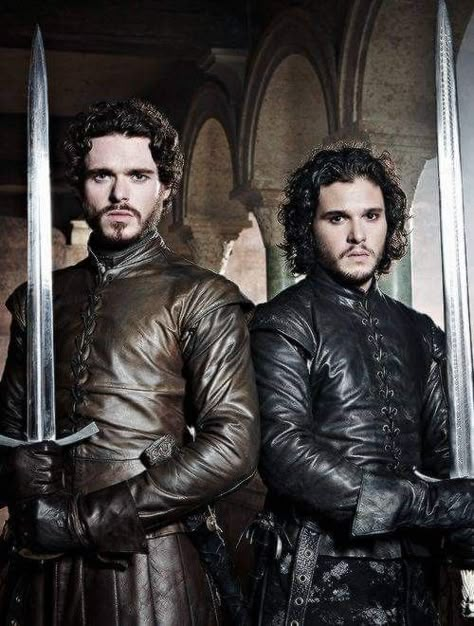 Jon and Robb stark Jon Targaryen, Game Of Thrones Instagram, John Snow, Robb Stark, The North Remembers, I Love Games, King In The North, Cersei Lannister, Gra O Tron