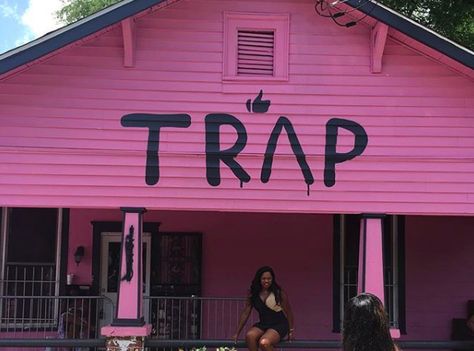 Pink Trap House Aesthetic, Pink Trap Aesthetic, Trap House Aesthetic, Pink Trap House, Trap Room, Clout Collection, 2 Chainz, Trap House, Teen Room Decor