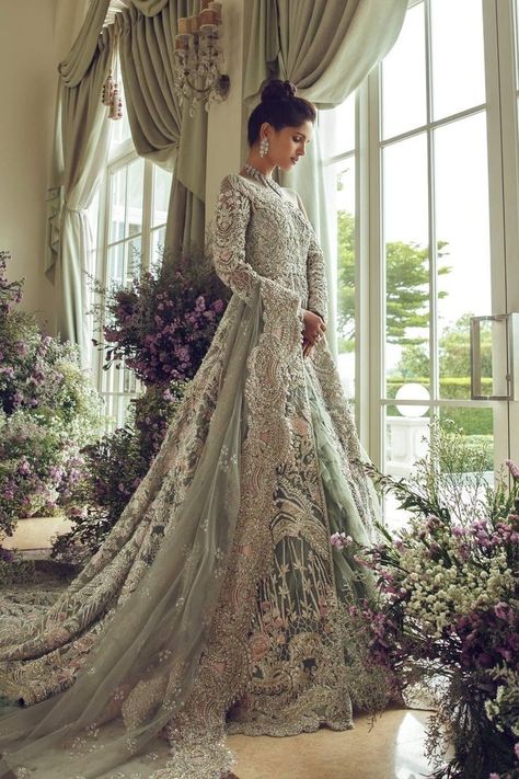 Net Maxi, Desi Attire, Pakistani Bridal Dress, Walima Dress, Desi Wedding Dresses, Asian Wedding Dress, Asian Bridal Dresses, Bridal Dresses Pakistan, Bridal Dress Fashion