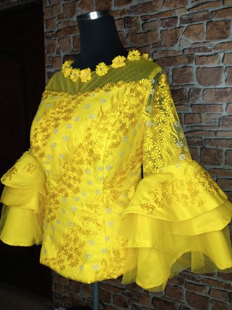 Madam Blouse Styles 2023, Lace Madam Blouse Styles, Igbo Madam Blouse Styles, Madam Blouse Lace For Wrapper 2024, Akanra Styles, Latest Igbo Blouse Styles, Latest Igbo Blouse, Igbo Blouse Styles, Madam Blouse Styles