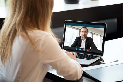 Job hunting: Six tips to ace that online interview on HireVue #lifestyle #HireVue #hirevue #jobinterview #jobsandcareers #onlinejobinterview #studentlife #studentlifelifestyle Remote Workers, Interview Tips, Business Partner, Female Friends, Online Teaching, Long Distance Relationship, Remote Jobs, Body Language, Job Interview