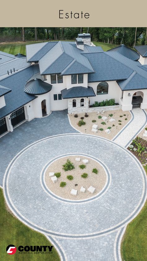 Circular Gravel Driveway, Modern Circle Driveway, Driveway Hardscape Ideas, Modern Farmhouse Driveway Entrance, Wide Driveway Ideas, Wrap Around Driveway Ideas, Small Circle Driveway Ideas, Circle Driveway Ideas Front Yards, Round About Driveway Landscaping