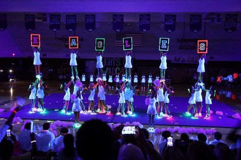 Student Council Activities, Pep Rally Themes, School Spirit Ideas Pep Rally, Spirit Week Themes, School Spirit Posters, Pep Rally Games, Cheers Theme, Cheer Games, Rally Games