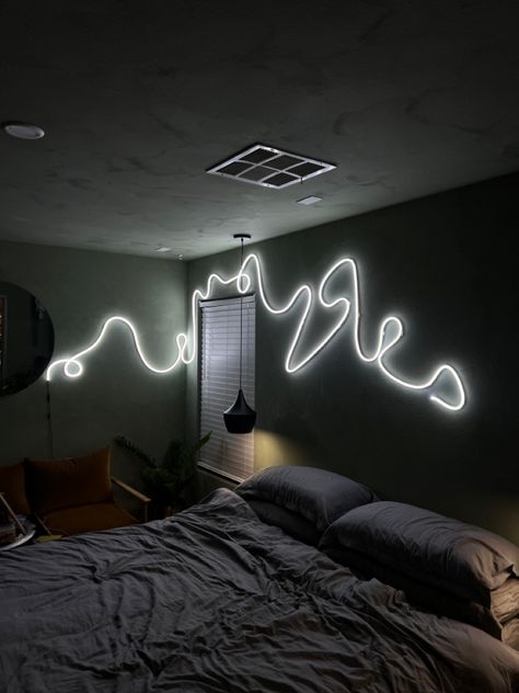 Easy as it comes Bedroom Inspirations Neon Lights, Room Decor Bedroom Aesthetic Minimalist, Led Light Art, Neon Wall Decor, Neon Rope, Neon Lights Bedroom, Flexible Led Light, Led Light Strip, Rope Lights