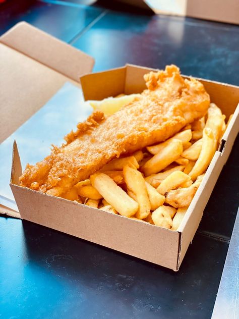 The best fish and chips in Brighton and Hove | CN Traveller Fish And Chips Takeaway, Olive Sauce, Steak And Ale, Best Fish And Chips, Fish And Chip Shop, Vegan Fish, Spicy Seasoning, Sustainable Seafood, What Cat