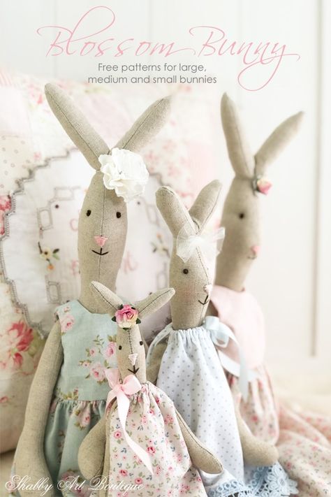 Free patterns and instructions for the 3 sizes of Blossom Bunny by Shabby Art Boutique Tilda Bunny Pattern Free, Rabbit Sewing Pattern Free, Tilda Doll Patterns Free, Bunny Pattern Sewing, Rag Doll Sewing Pattern, Maileg Bunny, Shabby Art Boutique, Doll Patterns Free, Soft Toy Patterns