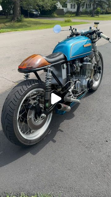 Milezero Racers on Instagram: "Daily dose of pleasure when i get to walk up to this bike and ride it 🙂  #honda #cb750 #foryoupage #trending #reel #caferacer" Honda 750, Honda Hornet, Cb 750, Honda Cb750, Ride It, Honda Cb, Hornet, Cafe Racer, Daily Dose