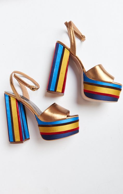 Umm can you say mu-abulous??? This Jones heel has Mumu written all over them! You'll want to dance the night away in this flashy statement shoe! #ad Chunky Platform Sandals, Fun Heels, Statement Shoe, Shoe Inspiration, Hype Shoes, Gold Velvet, Chunky Heels Sandals, Platform High Heels, Prom Shoes